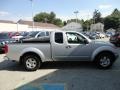 2005 Radiant Silver Metallic Nissan Frontier SE King Cab 4x4  photo #7