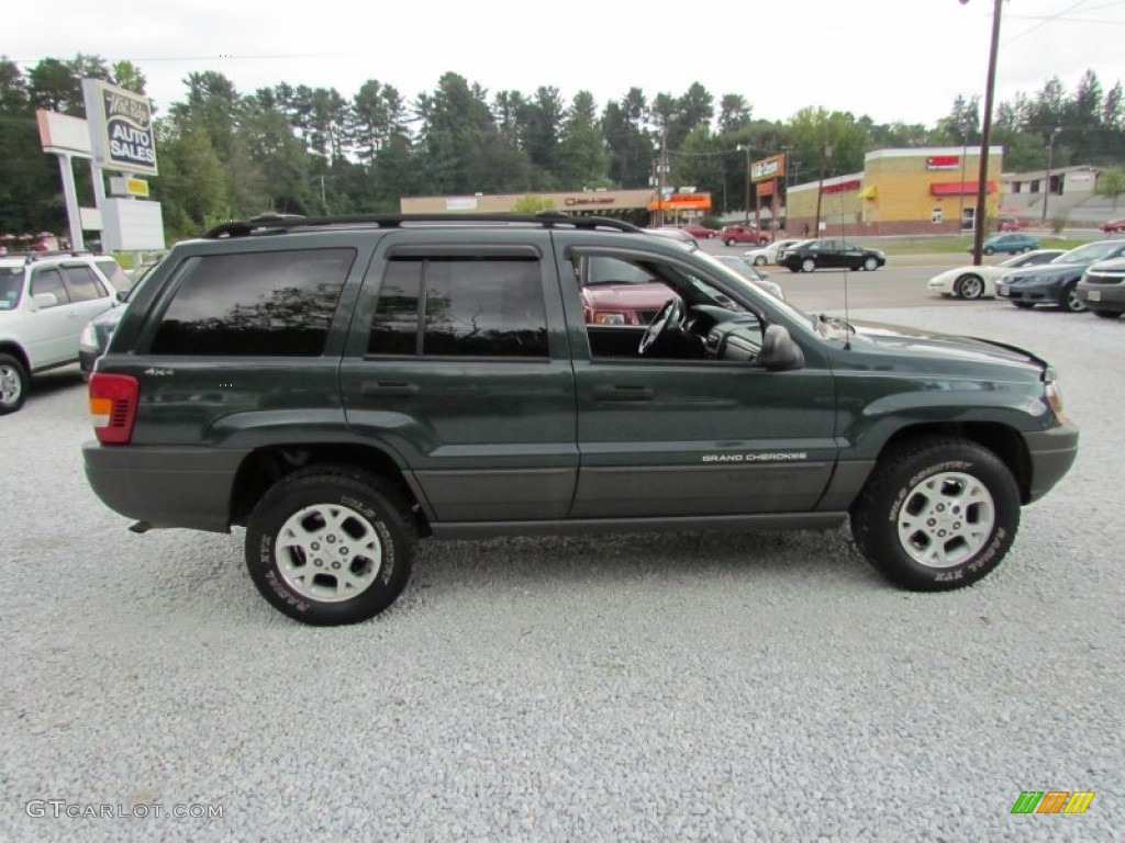 2001 Grand Cherokee Laredo 4x4 - Shale Green Metallic / Agate photo #2
