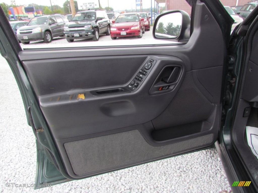 2001 Grand Cherokee Laredo 4x4 - Shale Green Metallic / Agate photo #22