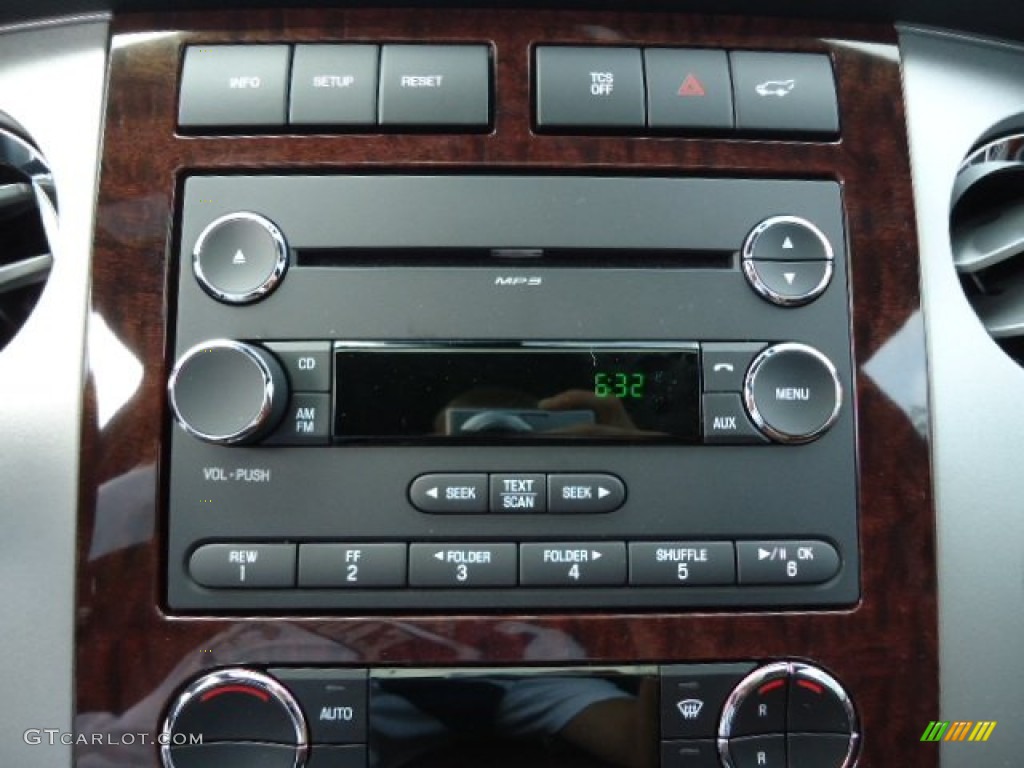 2012 Ford Expedition EL King Ranch 4x4 Controls Photos