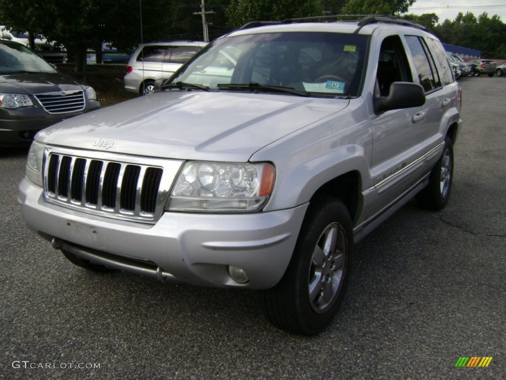 2004 Grand Cherokee Overland 4x4 - Bright Silver Metallic / Dark Slate Gray photo #1