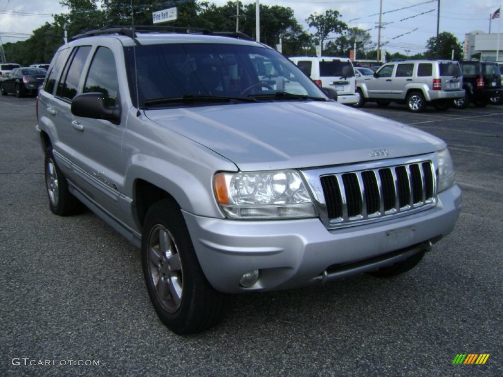 2004 Grand Cherokee Overland 4x4 - Bright Silver Metallic / Dark Slate Gray photo #3