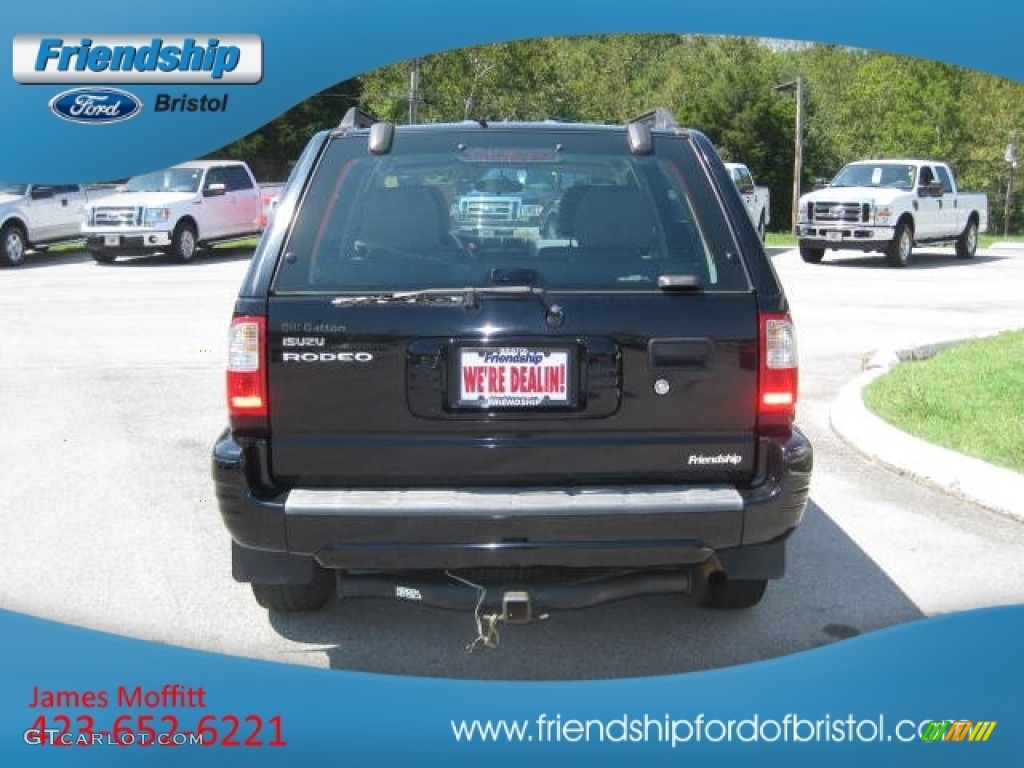 2003 Rodeo S V6 4WD - Ebony Black / Gray photo #7