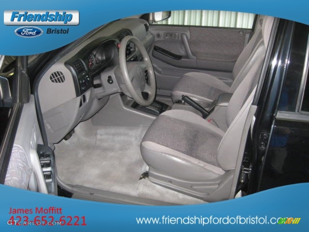 2003 Rodeo S V6 4WD - Ebony Black / Gray photo #13
