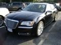 Gloss Black - 300 C Luxury Series Photo No. 1