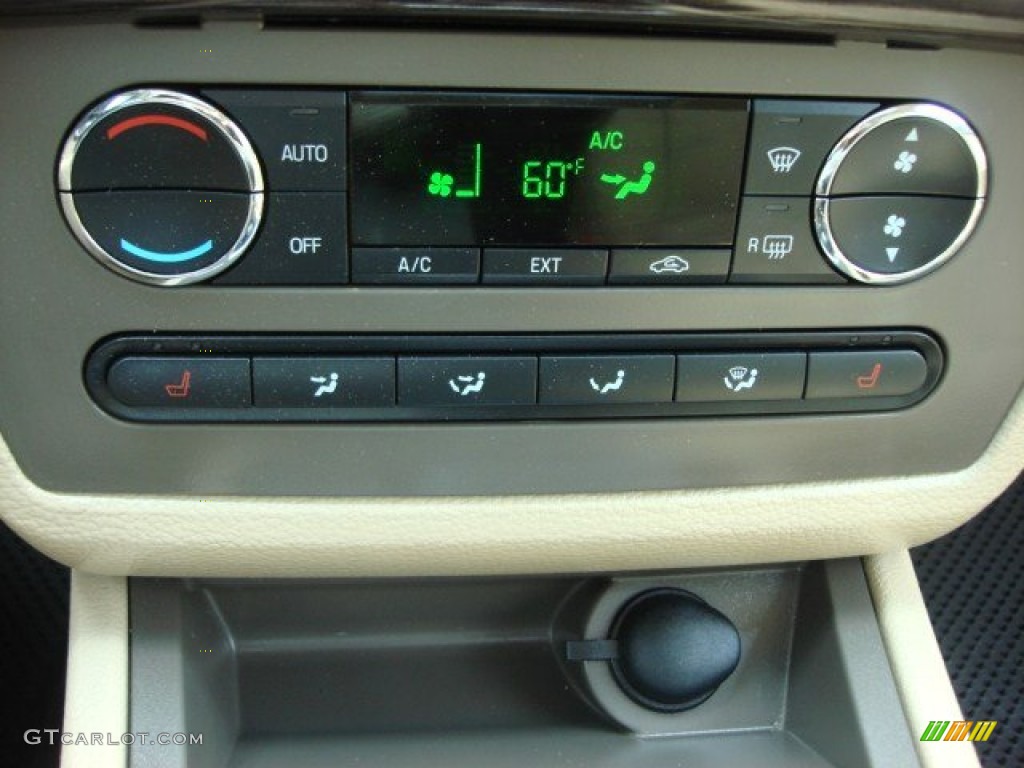 2008 Ford Fusion SEL V6 Controls Photo #70555951