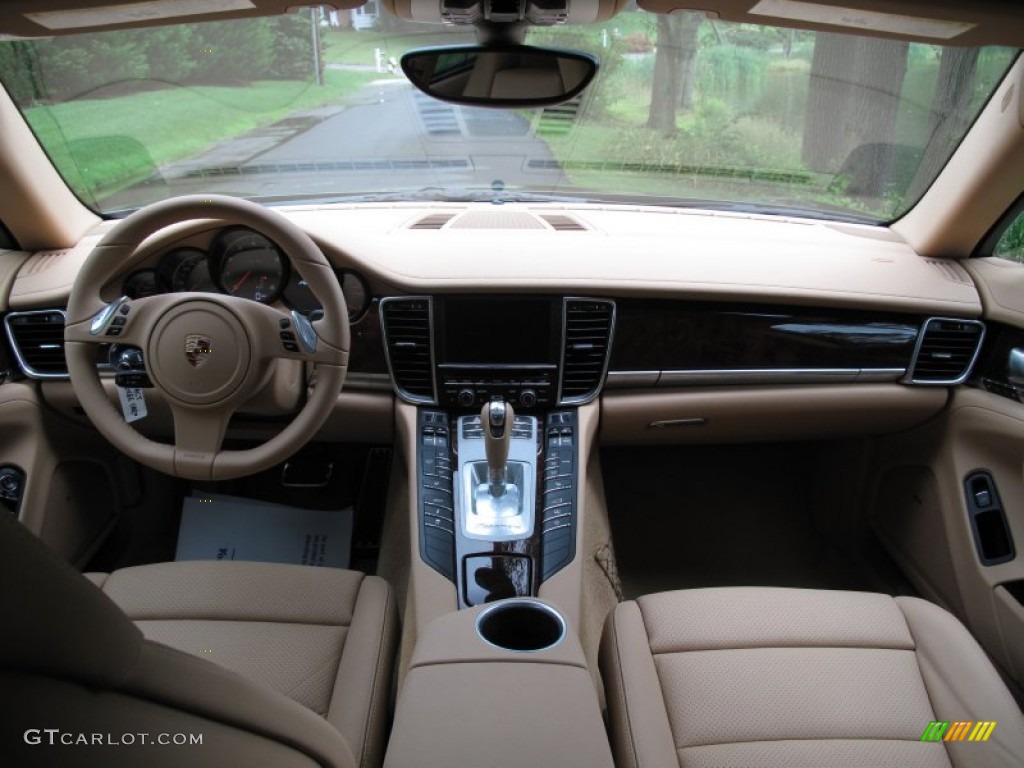 2012 Porsche Panamera 4 Luxor Beige Dashboard Photo #70556332