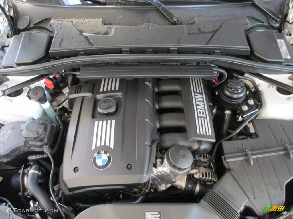 2013 1 Series 128i Coupe - Alpine White / Black photo #17