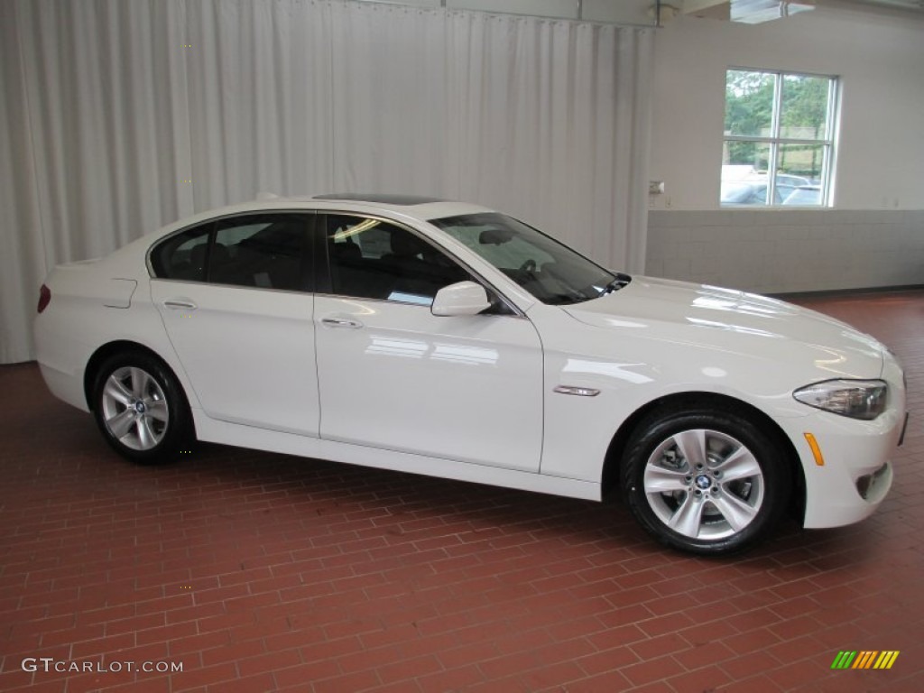 Alpine White 2013 BMW 5 Series 528i xDrive Sedan Exterior Photo #70557736
