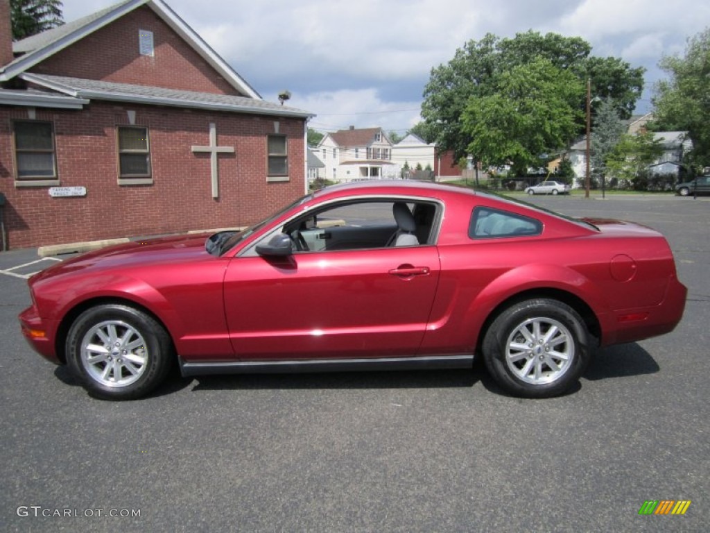 2007 Mustang V6 Deluxe Coupe - Redfire Metallic / Light Graphite photo #3
