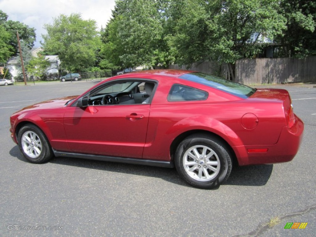 2007 Mustang V6 Deluxe Coupe - Redfire Metallic / Light Graphite photo #4