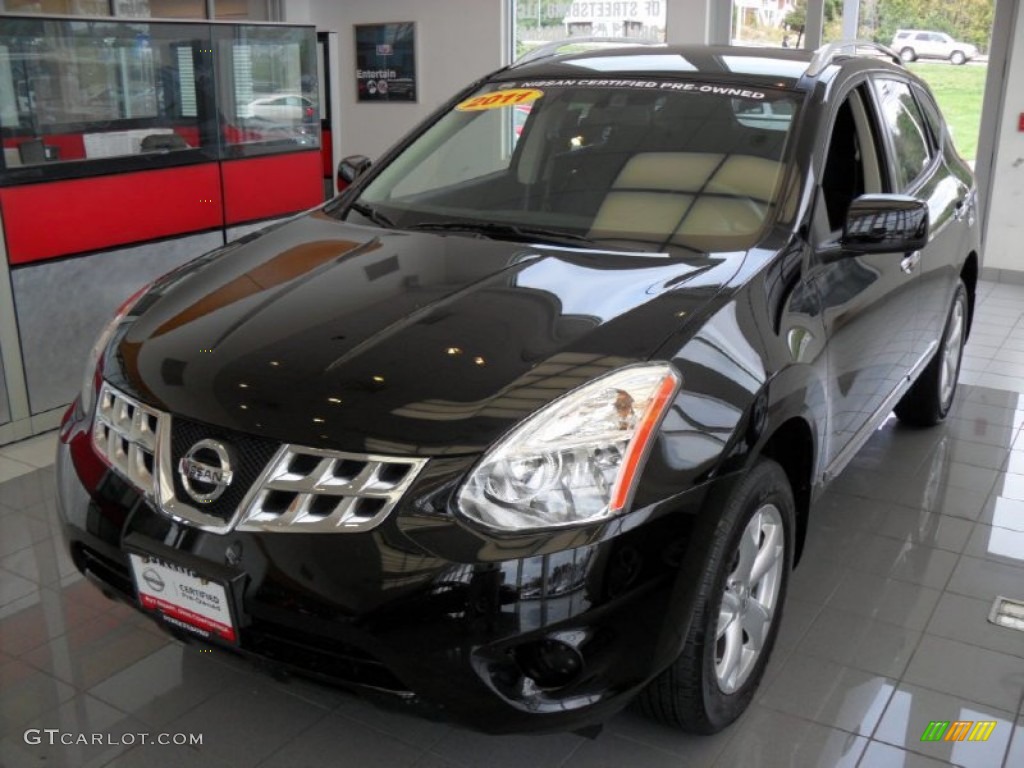 2011 Rogue SV AWD - Wicked Black / Black photo #1