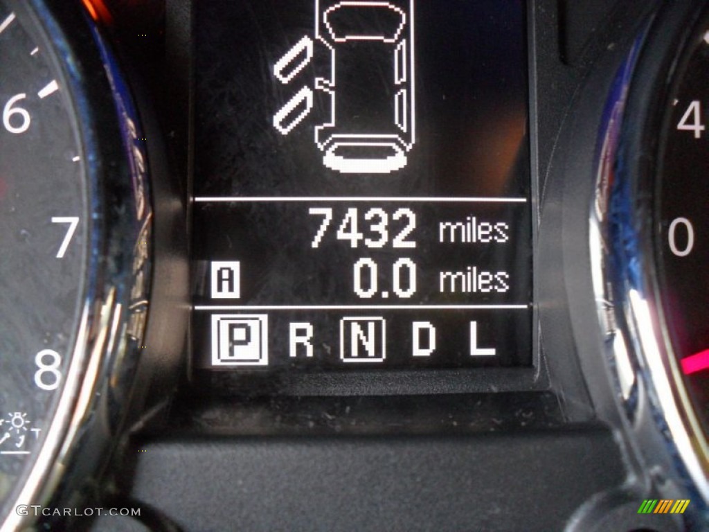 2011 Rogue SV AWD - Wicked Black / Black photo #15