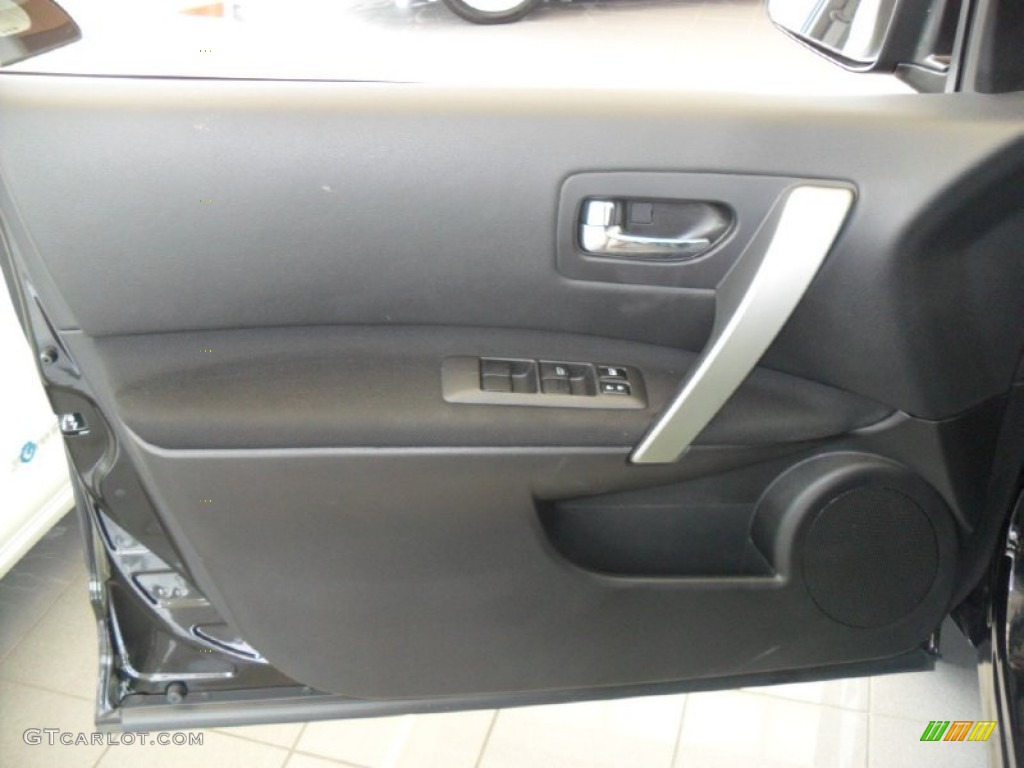 2011 Rogue SV AWD - Wicked Black / Black photo #18