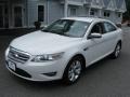 White Suede - Taurus SEL AWD Photo No. 3