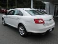 White Suede - Taurus SEL AWD Photo No. 5