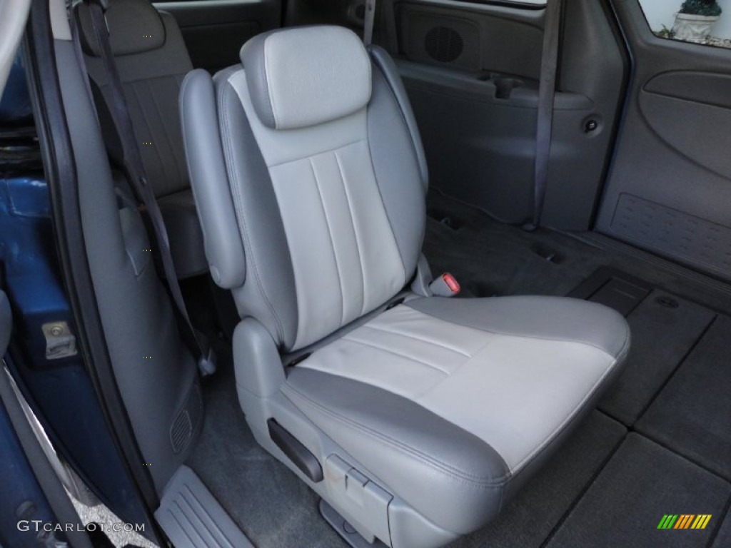 2006 Dodge Grand Caravan SXT Rear Seat Photos