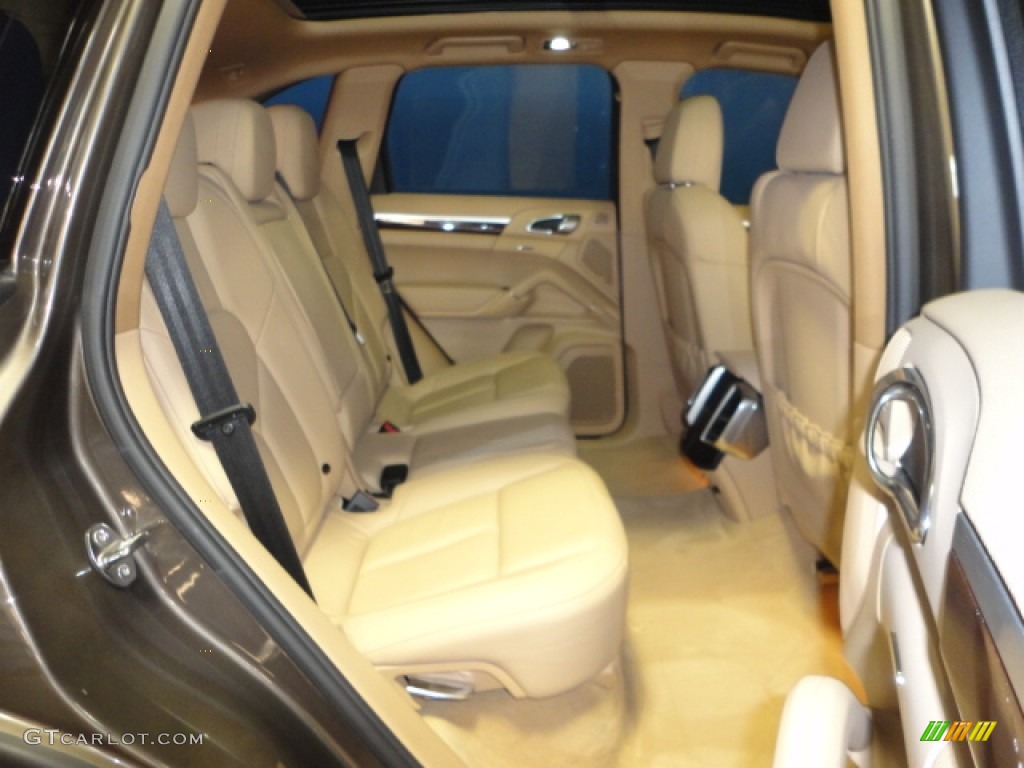 2011 Cayenne S Hybrid - Umber Brown Metallic / Luxor Beige photo #24