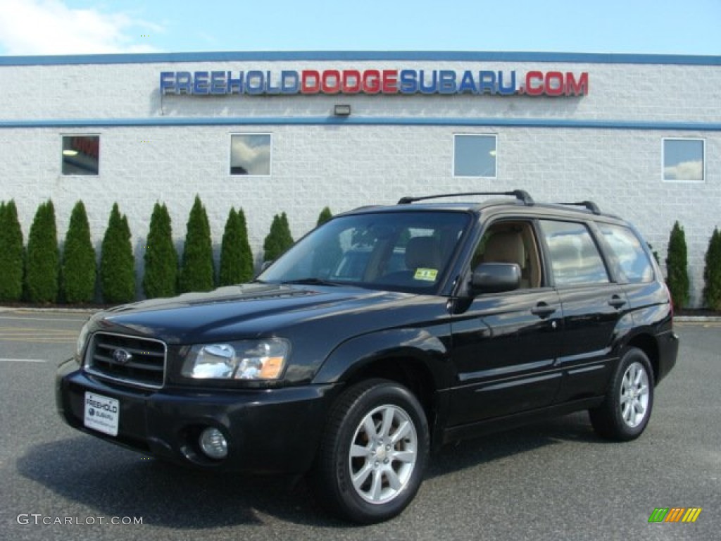 2005 Forester 2.5 XS - Obsidian Black Pearl / Beige photo #1