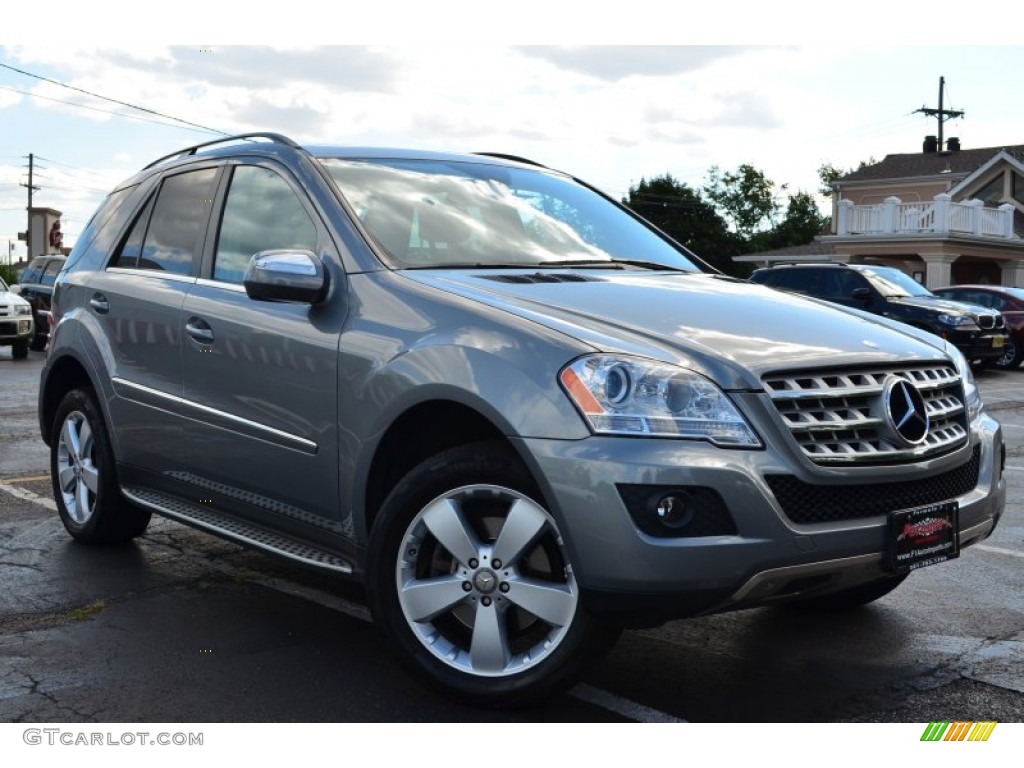 Palladium Silver Metallic Mercedes-Benz ML