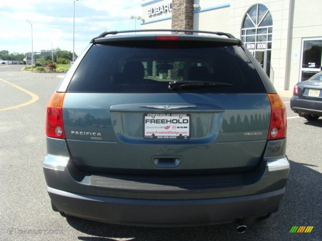 2005 Pacifica Touring AWD - Magnesium Green Pearl / Light Taupe photo #5