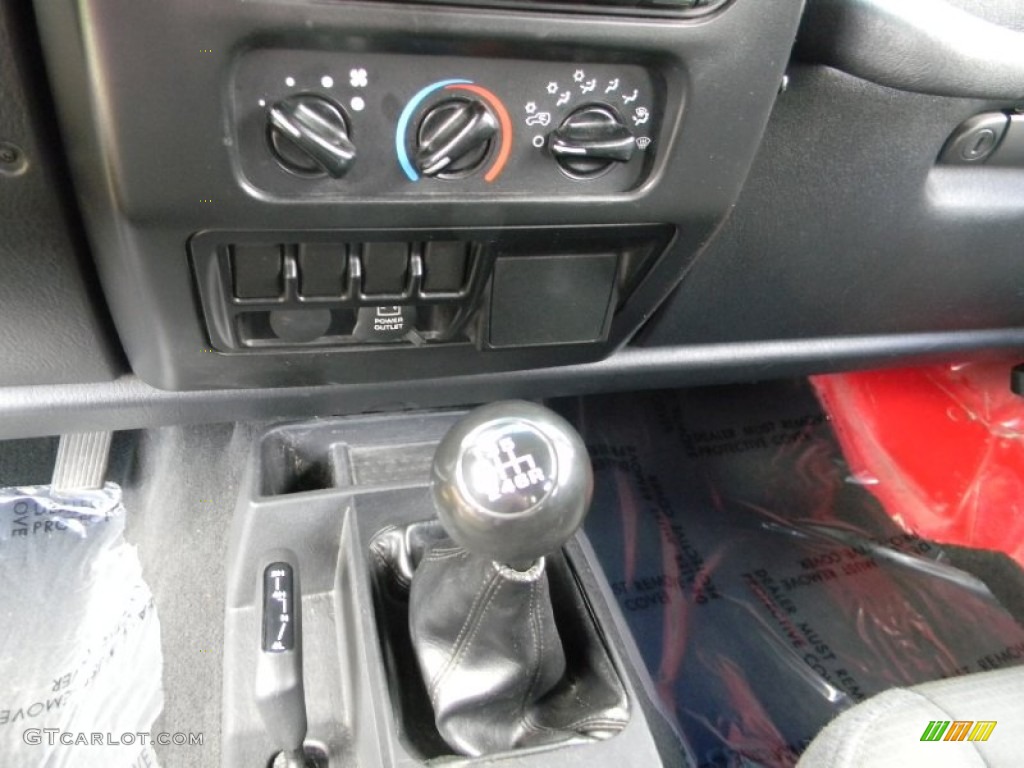 2006 Jeep Wrangler Unlimited 4x4 Transmission Photos