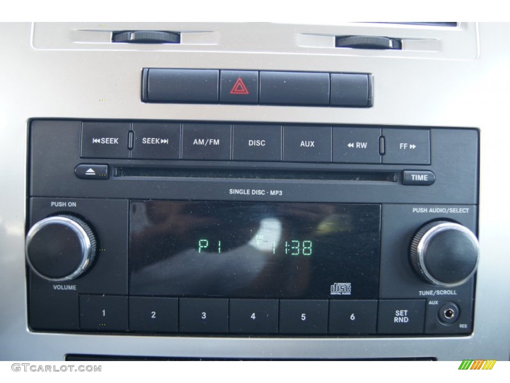2009 Dodge Charger SE Audio System Photo #70571955