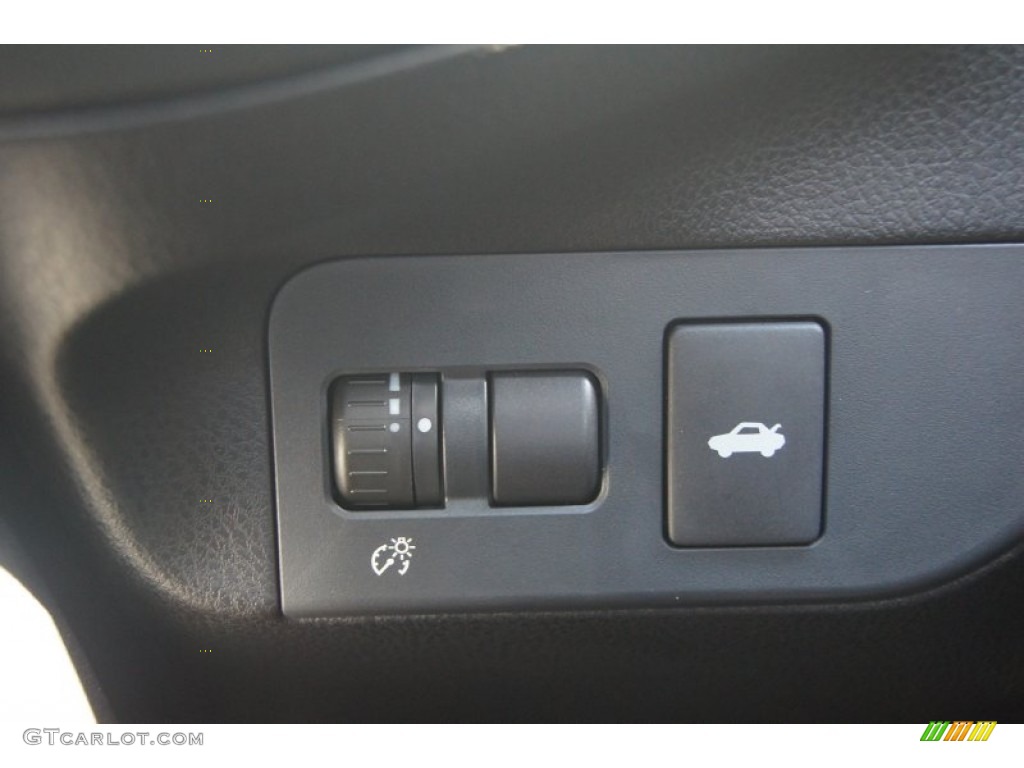 2013 Scion FR-S Sport Coupe Controls Photo #70572510