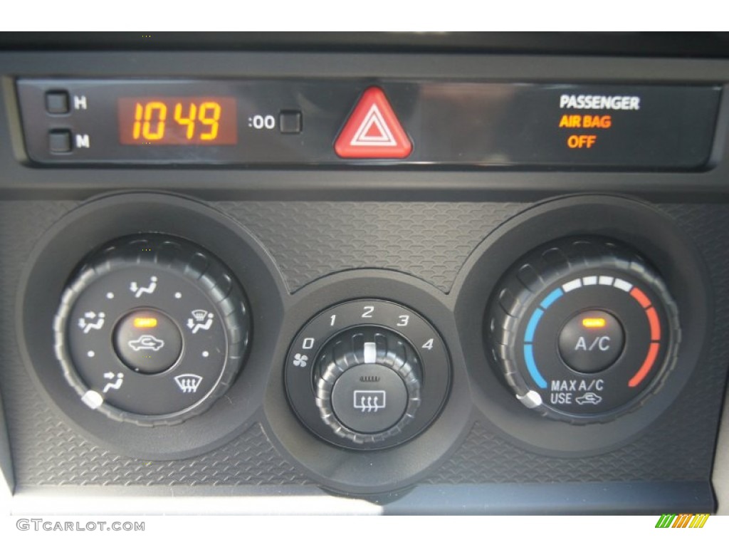 2013 Scion FR-S Sport Coupe Controls Photo #70572549