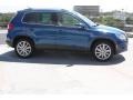 Sapphire Blue Metallic - Tiguan SE Photo No. 6