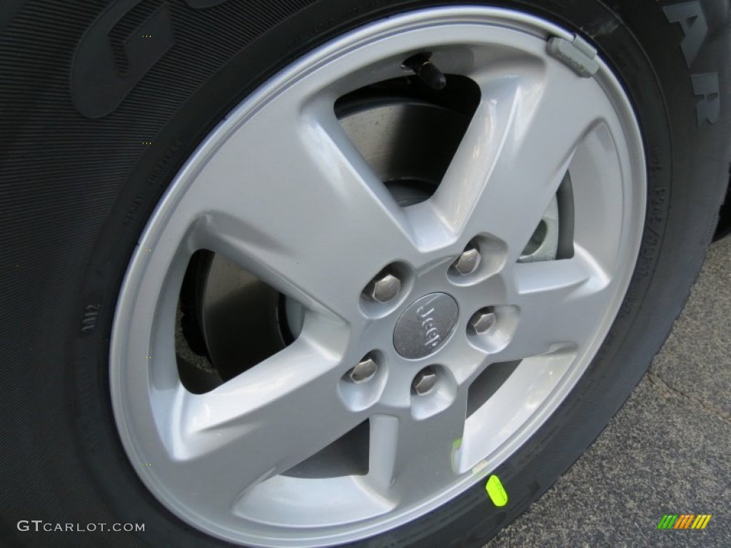 2013 Grand Cherokee Laredo - Winter Chill Pearl / Black photo #5