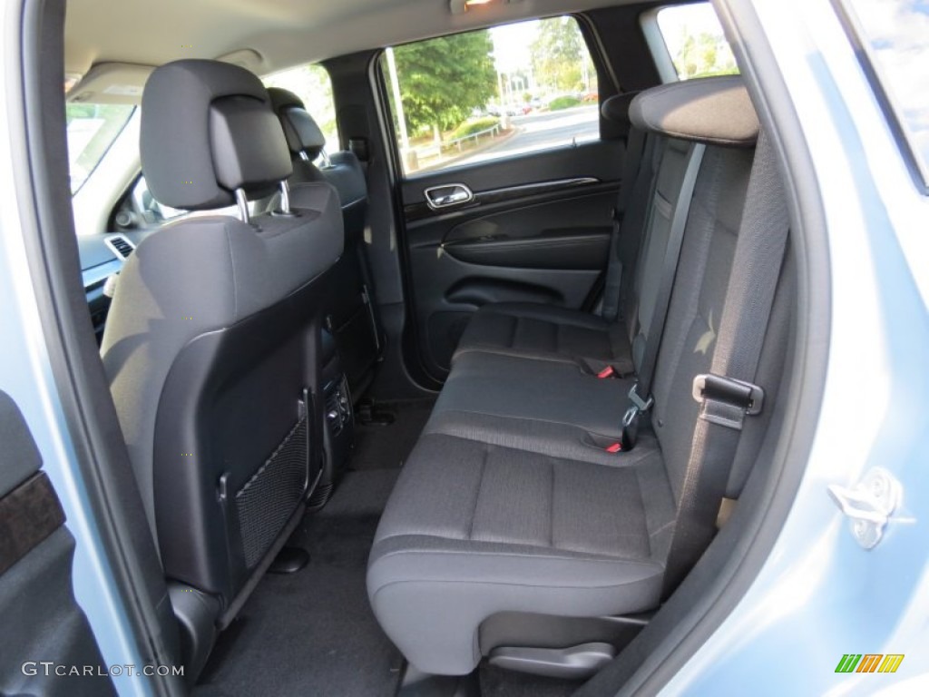 2013 Grand Cherokee Laredo - Winter Chill Pearl / Black photo #7