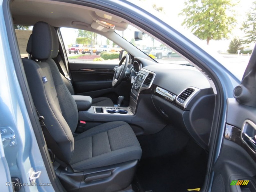 2013 Grand Cherokee Laredo - Winter Chill Pearl / Black photo #10