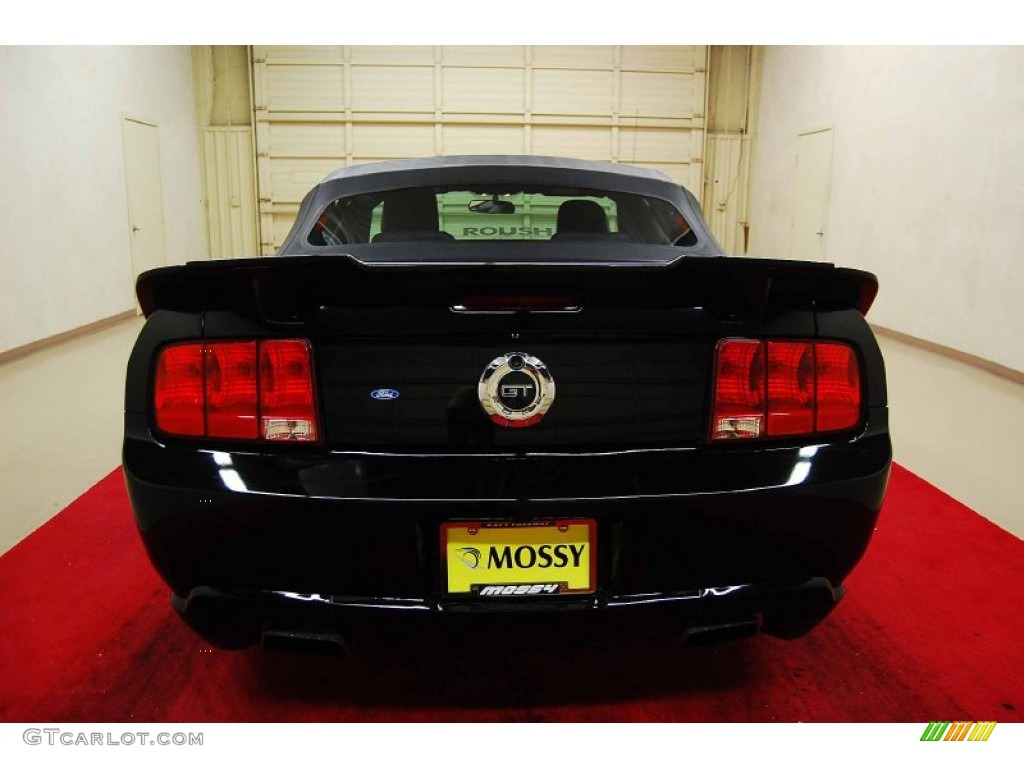 2005 Mustang GT Deluxe Convertible - Black / Dark Charcoal/Red photo #5