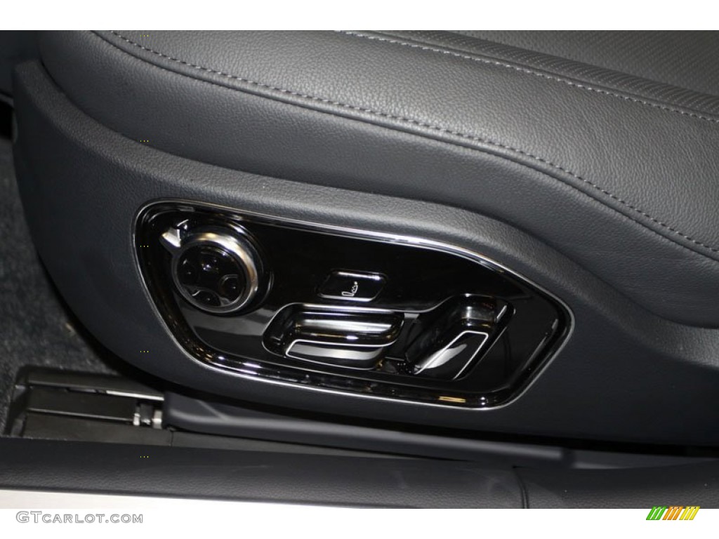 2013 Audi A8 L 4.0T quattro Controls Photo #70577979