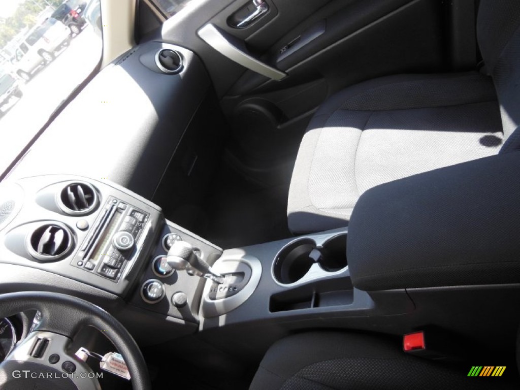 2011 Rogue S - Platinum Graphite / Black photo #20
