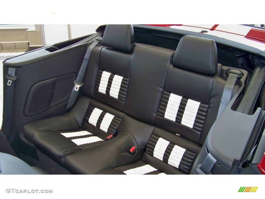 2013 Ford Mustang Shelby GT500 SVT Performance Package Convertible Rear Seat Photo #70581546