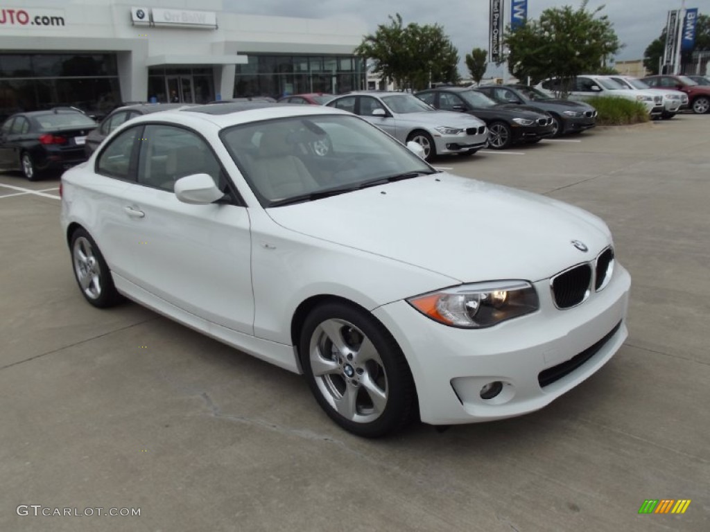 2013 1 Series 128i Coupe - Alpine White / Savanna Beige photo #2