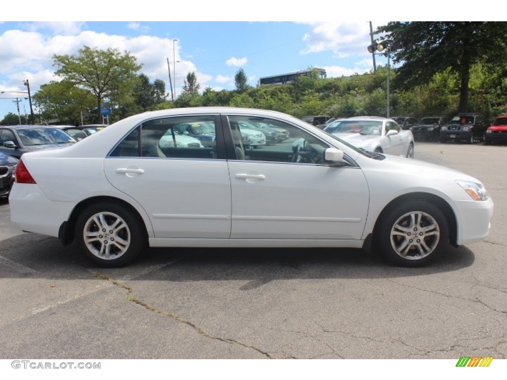 2007 Accord EX-L Sedan - Taffeta White / Ivory photo #4