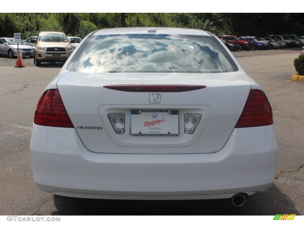 2007 Accord EX-L Sedan - Taffeta White / Ivory photo #6
