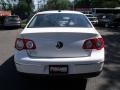 Candy White - Passat Komfort Sedan Photo No. 18