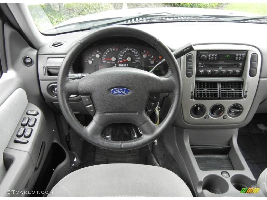 2005 Ford Explorer XLT Graphite Dashboard Photo #70589292