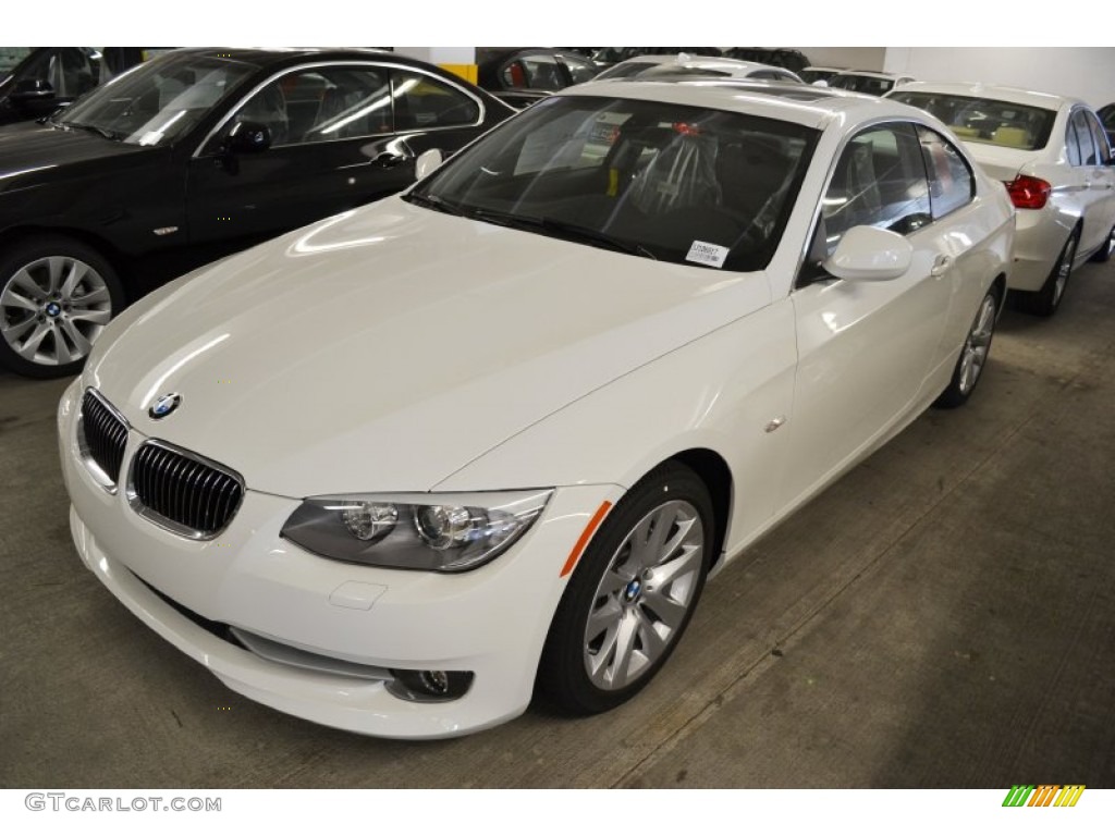 2013 3 Series 328i Coupe - Alpine White / Black photo #9