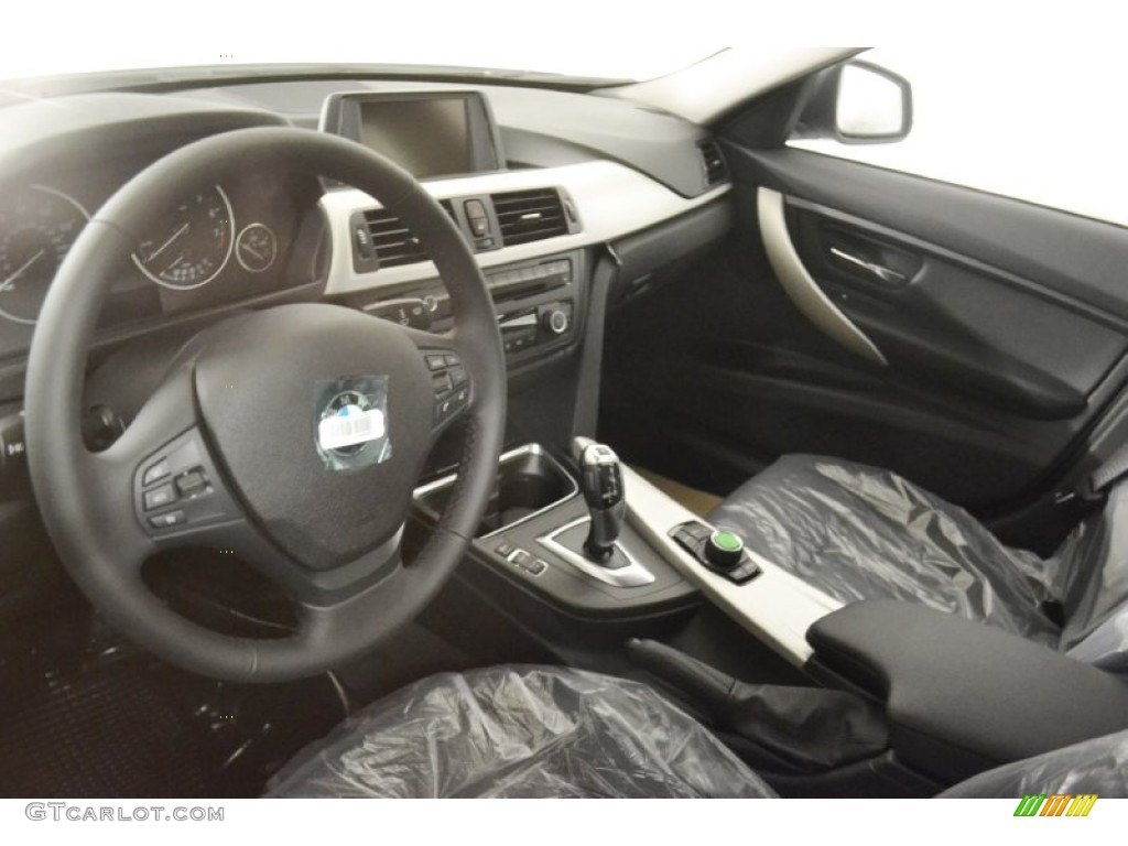 2013 3 Series 328i Sedan - Alpine White / Black photo #5