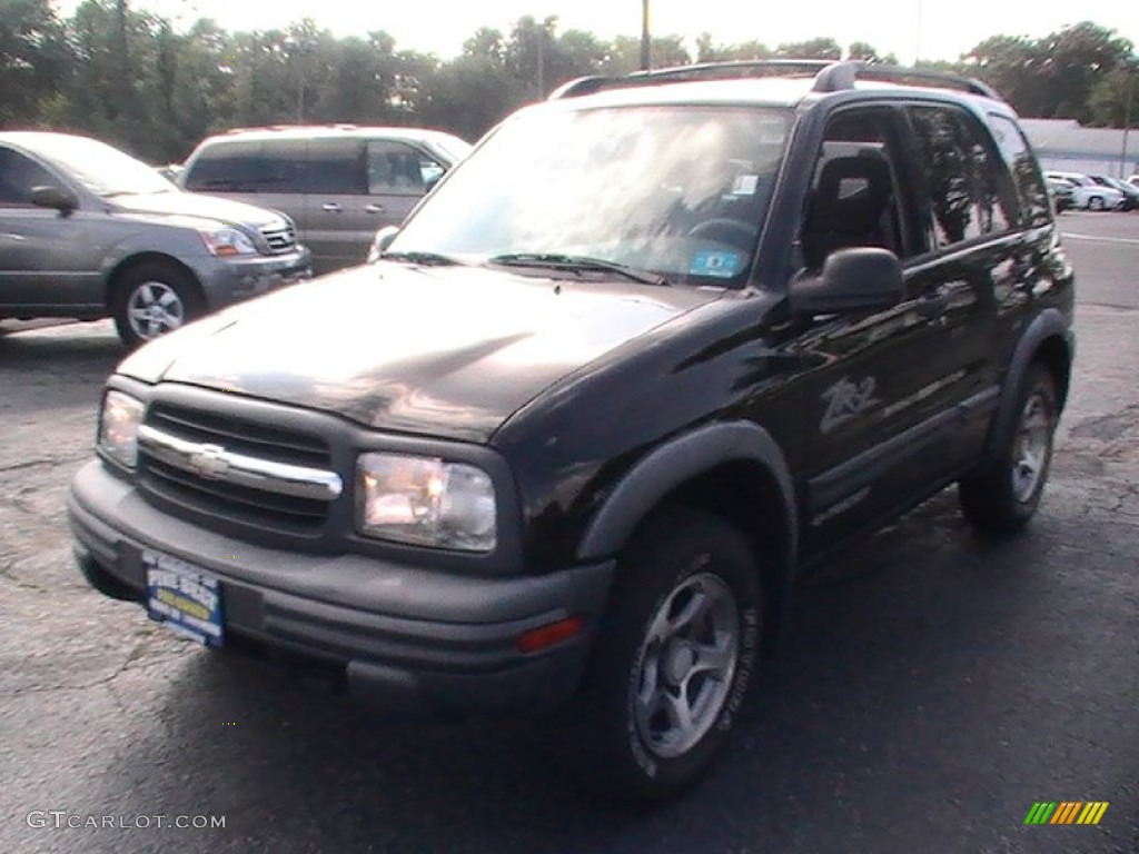 Black Chevrolet Tracker