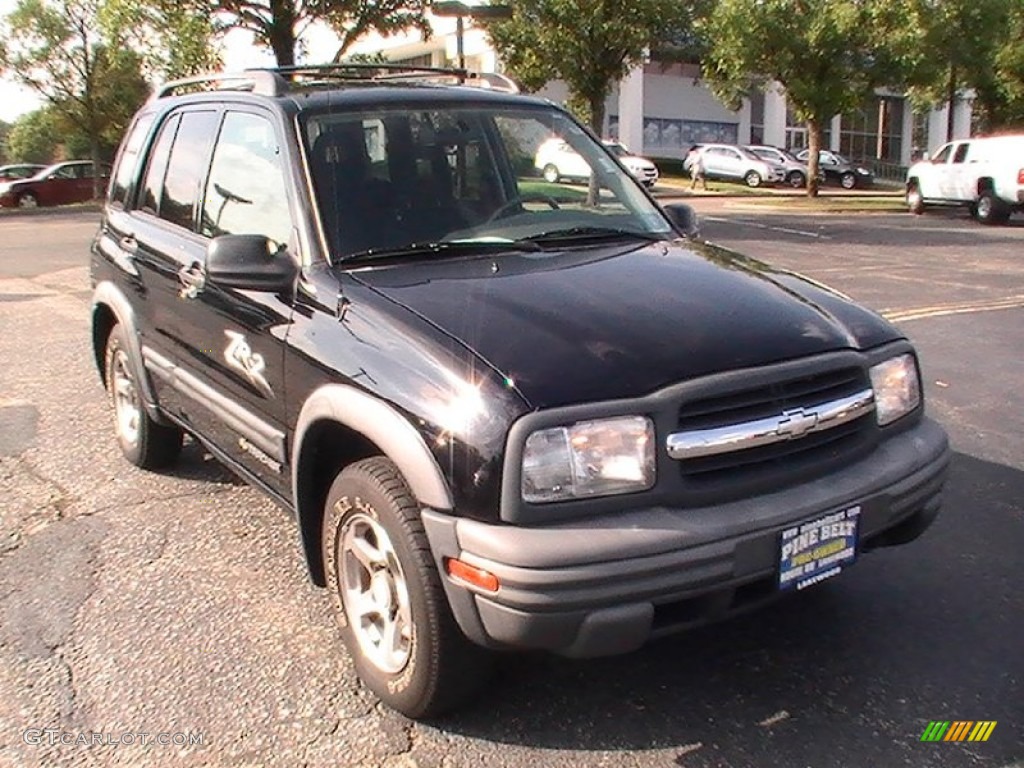 2004 Tracker ZR2 4WD - Black / Medium Gray photo #3