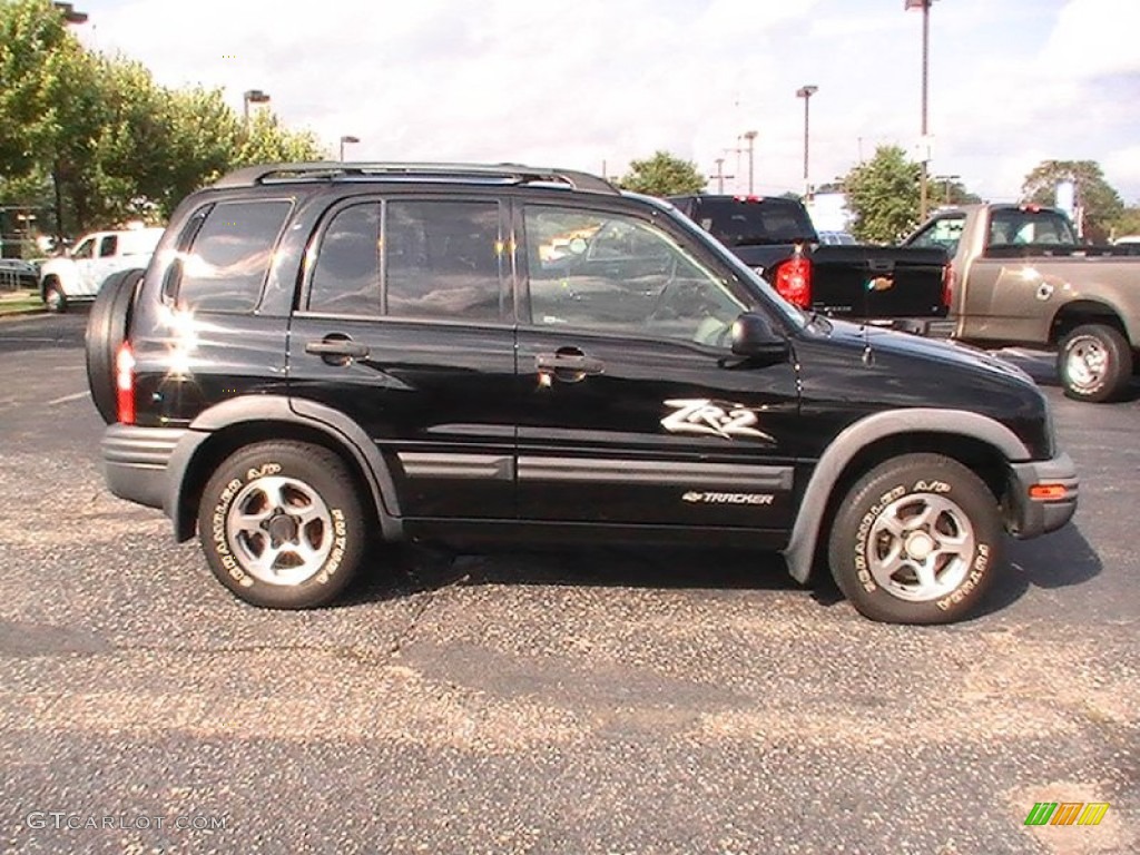 2004 Tracker ZR2 4WD - Black / Medium Gray photo #7