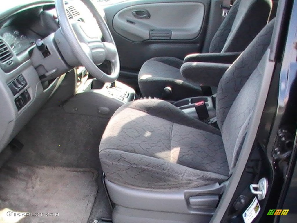 2004 Chevrolet Tracker ZR2 4WD Front Seat Photos