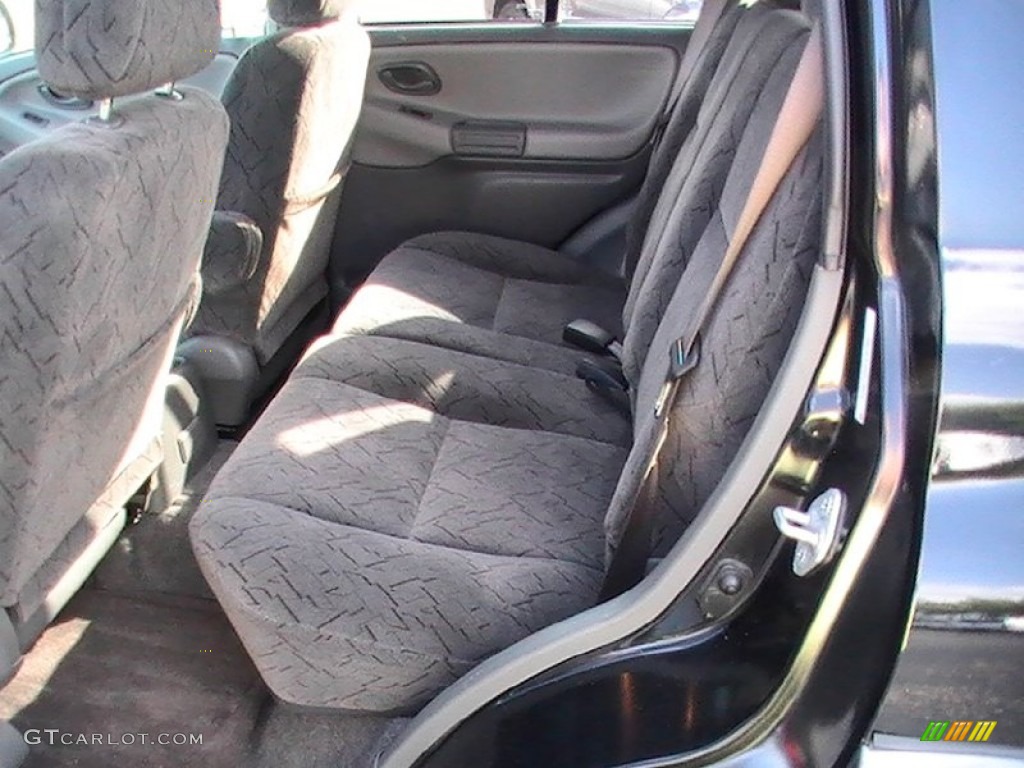 2004 Chevrolet Tracker ZR2 4WD Rear Seat Photos