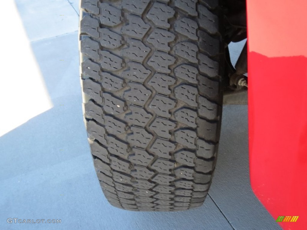2010 Colorado LT Crew Cab - Victory Red / Medium Pewter photo #11